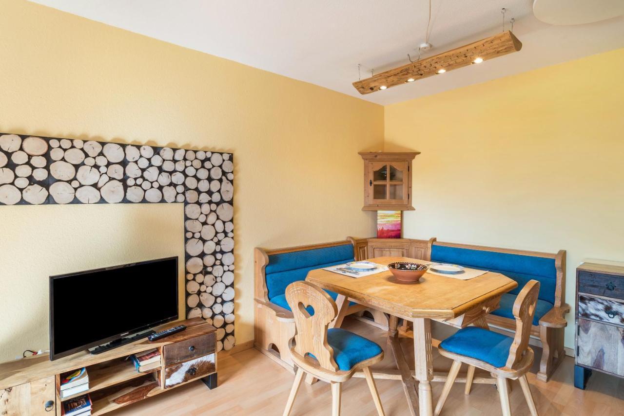 Apartamento Schwarzwald Woelkchen Baiersbronn Exterior foto