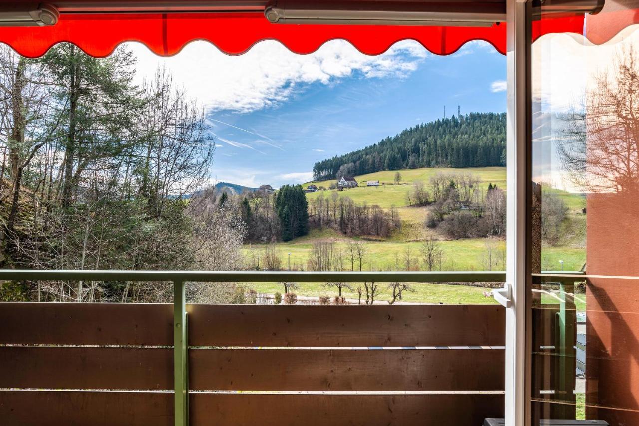 Apartamento Schwarzwald Woelkchen Baiersbronn Exterior foto