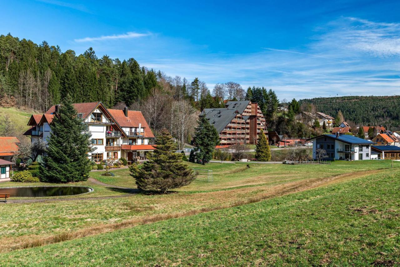 Apartamento Schwarzwald Woelkchen Baiersbronn Exterior foto